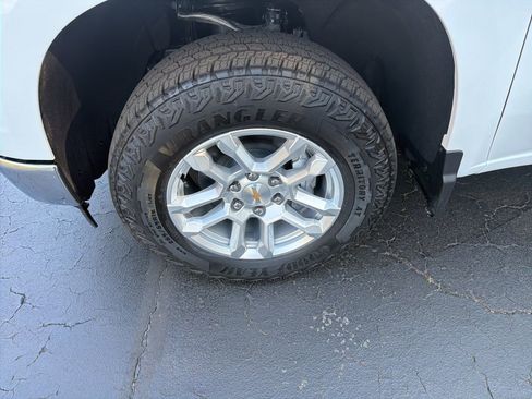 New 2026 Chevrolet Silverado 1500 LT image 14