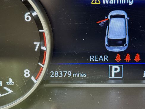 Used 2023 Nissan Murano SV image 19