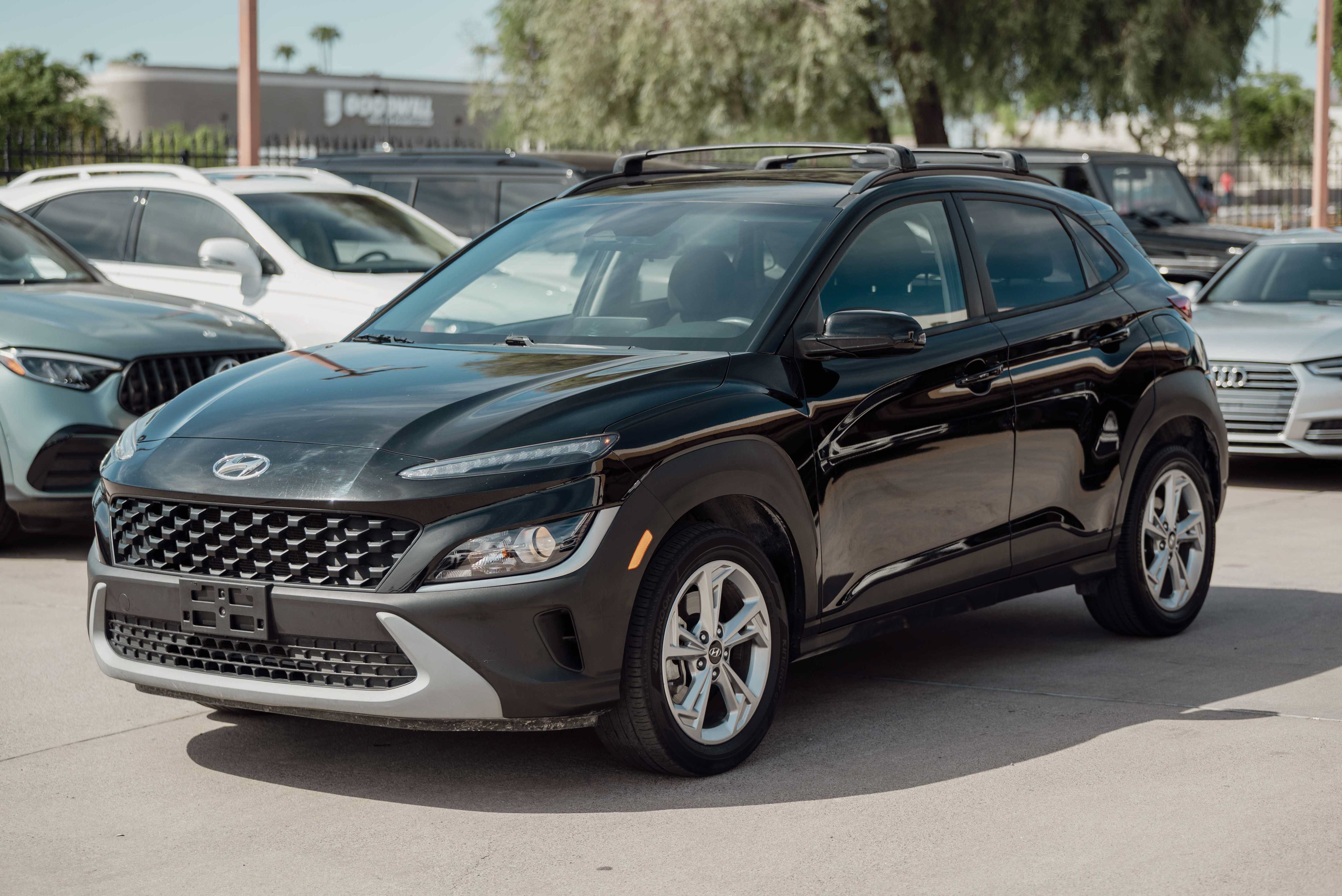 Used 2022 Hyundai Kona SEL AWD/4WD image 1