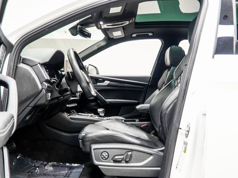 Used 2018 Audi SQ5 Prestige w/ Prestige Package image 37