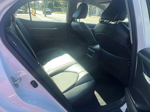 Used 2023 Toyota Camry SE image 28