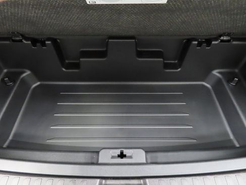 Used 2024 Chevrolet Traverse RS w/ LPO, Floor Liner Package image 44