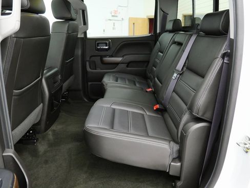 Used 2017 GMC Sierra 2500 Denali w/ Duramax Plus Package image 21