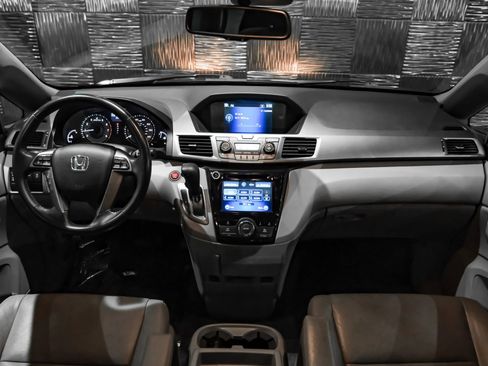 Used 2017 Honda Odyssey EX-L image 16