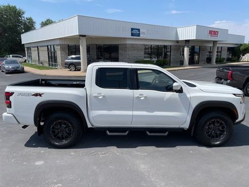 Used 2023 Nissan Frontier PRO-4X w/ Pro-4X Premium Package AWD/4WD image 4