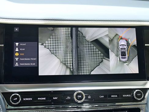 Used 2020 Bentley Flying Spur W12 AWD/4WD image 24