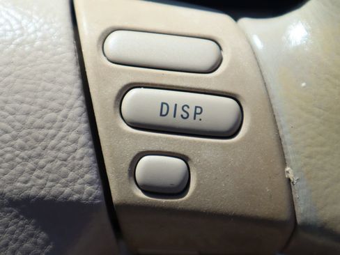 Used 2004 Toyota Solara SLE FWD image 21