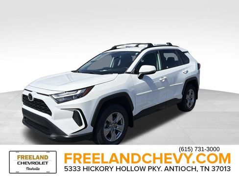 Used 2023 Toyota RAV4 XLE AWD/4WD image 7