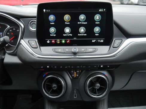 New 2025 Chevrolet Blazer LT w/ Midnight/Sport Edition image 15