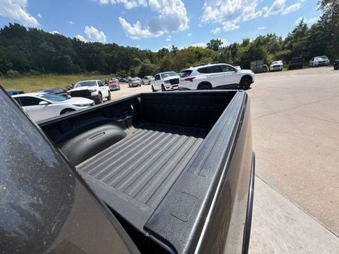 Used 2021 RAM 1500 Limited AWD/4WD image 13