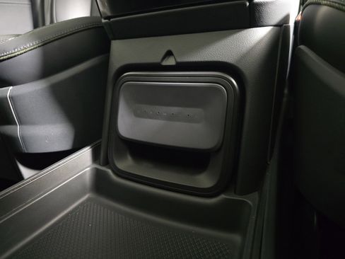 Used 2022 Rivian R1S Launch Edition image 33