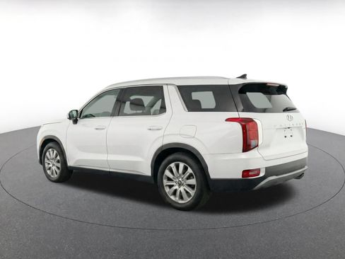 Used 2025 Hyundai Palisade SEL FWD image 6