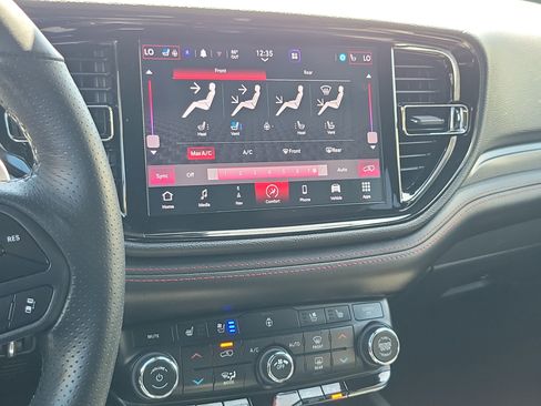 Used 2024 Dodge Durango R/T image 23