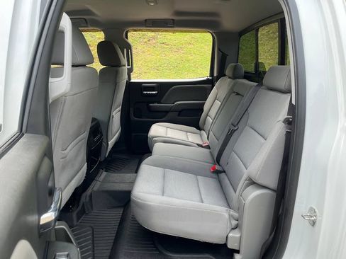 Used 2017 Chevrolet Silverado 1500 LT w/ All Star Edition AWD/4WD image 43