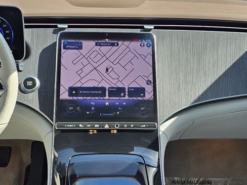 Used 2023 Mercedes-Benz EQE 500 4MATIC+ Sedan AMG Pkg w/ Exclusive Trim Package image 28