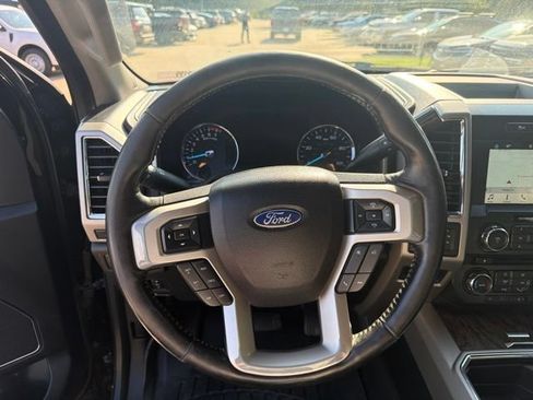 Used 2018 Ford F250 Lariat w/ Lariat Ultimate Package AWD/4WD image 21