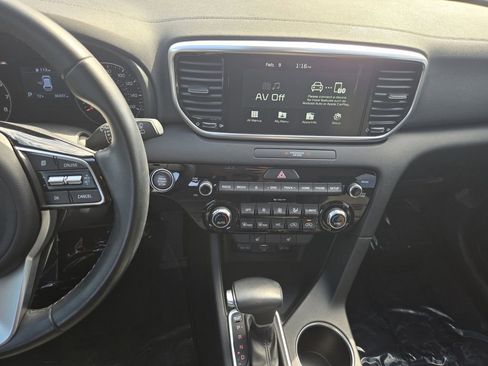 Certified 2020 Kia Sportage EX image 22