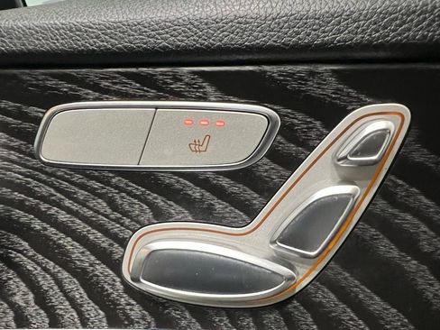 Used 2015 Mercedes-Benz C 300 4MATIC Sedan image 26