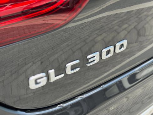 Used 2023 Mercedes-Benz GLC 300 4MATIC Coupe image 19