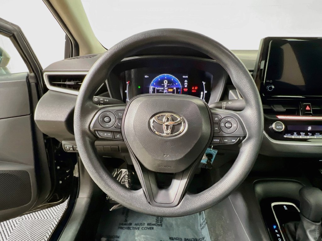 Used 2026 Toyota Corolla LE FWD image 15