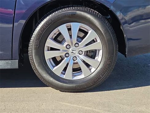 Used 2016 Honda Odyssey SE image 13