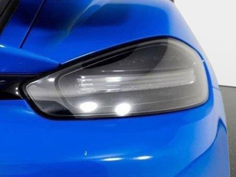 Used 2024 Porsche 718 Cayman GT4 RS image 17