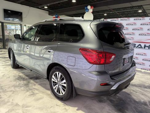 Used 2020 Nissan Pathfinder S image 11