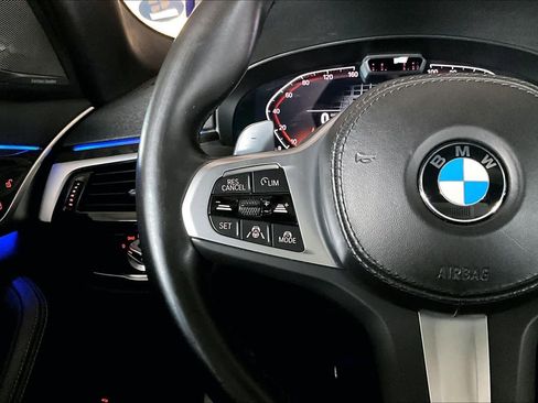 Used 2022 BMW 540i w/ Executive Package image 23