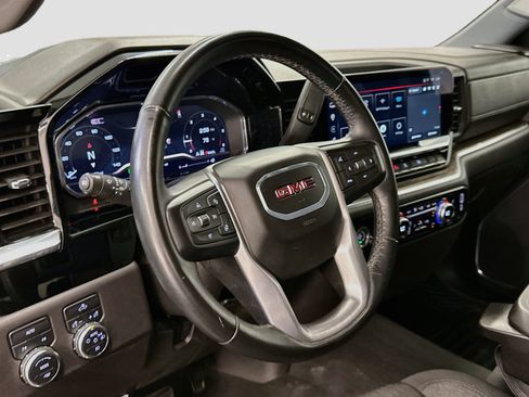 Used 2024 GMC Sierra 1500 Elevation AWD/4WD image 18