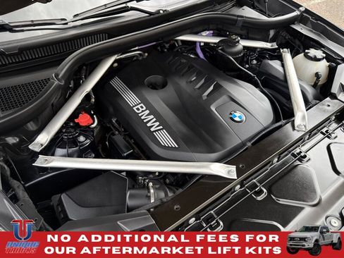 Used 2024 BMW X5 sDrive40i w/ M Sport Package RWD image 13