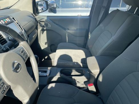 Used 2021 Nissan Frontier S image 5