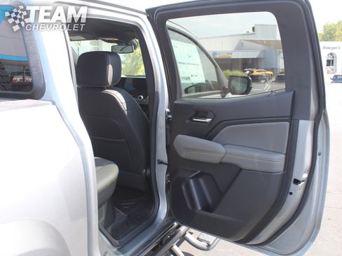 New 2026 Chevrolet Colorado ZR2 w/ ZR2 Bison Edition image 23