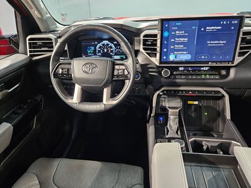 Used 2024 Toyota Tundra Limited AWD/4WD image 9