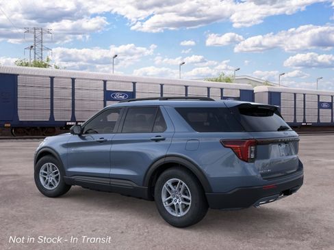 New 2026 Ford Explorer Active w/ Active Comfort Package RWD image 4
