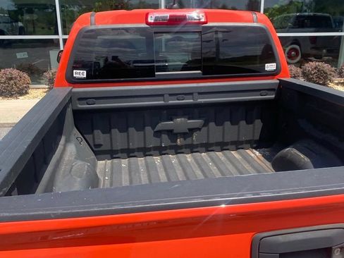 Used 2019 Chevrolet Colorado Z71 AWD/4WD image 14