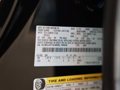 Used 2025 Lincoln Navigator Black Label AWD/4WD image 44