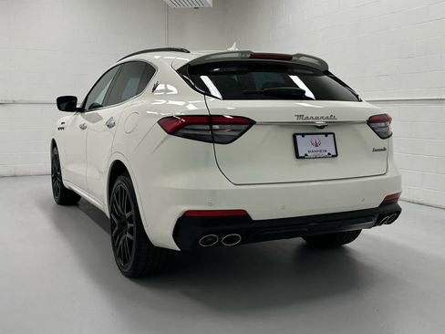 Used 2024 Maserati Levante Modena Ultima AWD/4WD image 8