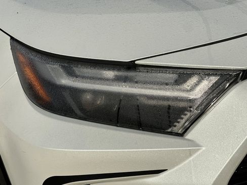 Used 2024 Toyota RAV4 SE image 47