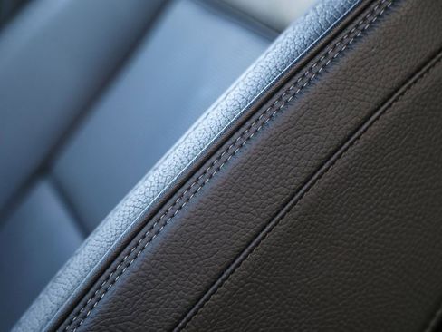 Used 2025 GMC Yukon XL Denali image 26