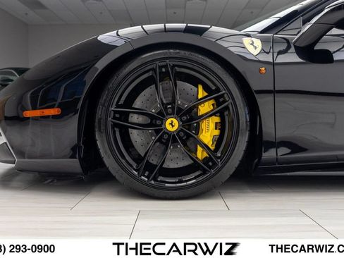 Used 2019 Ferrari 488 Spider RWD image 11