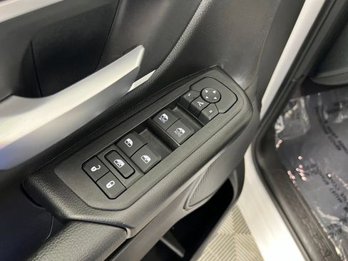Used 2025 RAM 1500 Big Horn AWD/4WD image 23