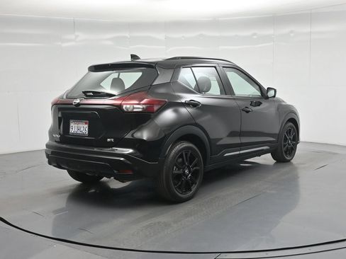 Used 2023 Nissan Kicks SR w/ SR Premium Package FWD image 26