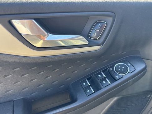 Used 2020 Ford Escape SE AWD/4WD image 18
