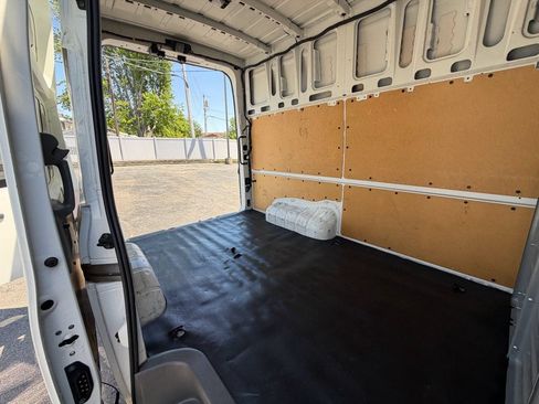 Used 2012 Nissan NV 2500 SV w/ Side Curtain Airbag Pkg RWD image 36