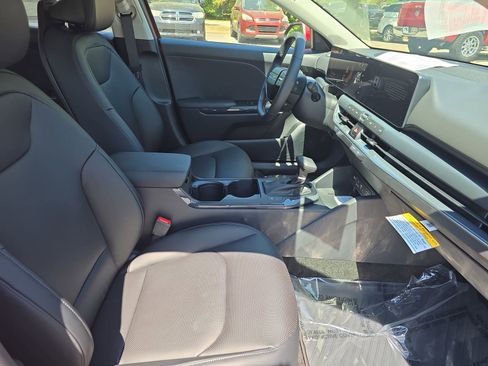 New 2026 Kia K4 EX image 10