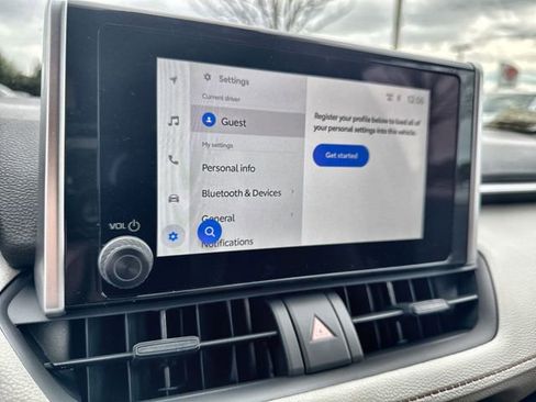 New 2025 Toyota RAV4 XLE image 26