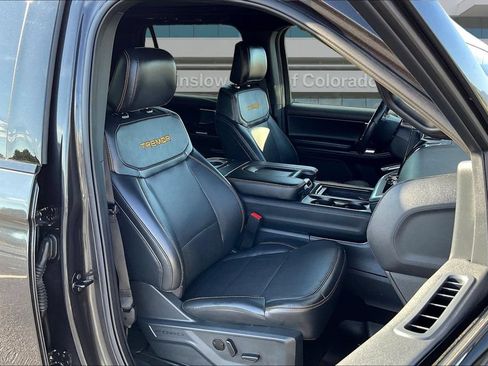 Used 2025 Ford Expedition Tremor AWD/4WD image 30