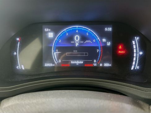 Used 2025 Toyota Grand Highlander XLE image 19