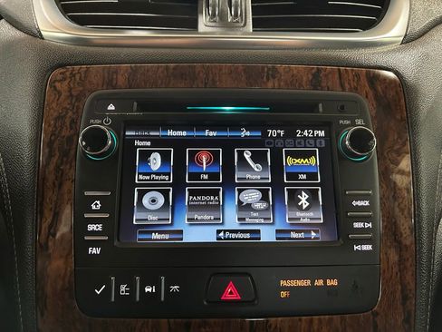 Used 2014 Chevrolet Traverse LT w/ All-Star Edition FWD image 23