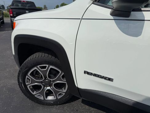 Used 2016 Jeep Renegade Limited AWD/4WD image 41